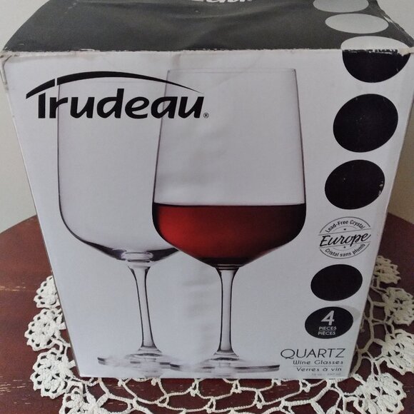 Wine, Led Free Crystal, New in Box, Set of Four - Picture 1 of 4